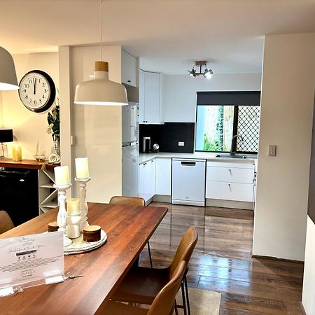 Noosa Boutique Apartments & Elkhorn Villas Εξωτερικό φωτογραφία
